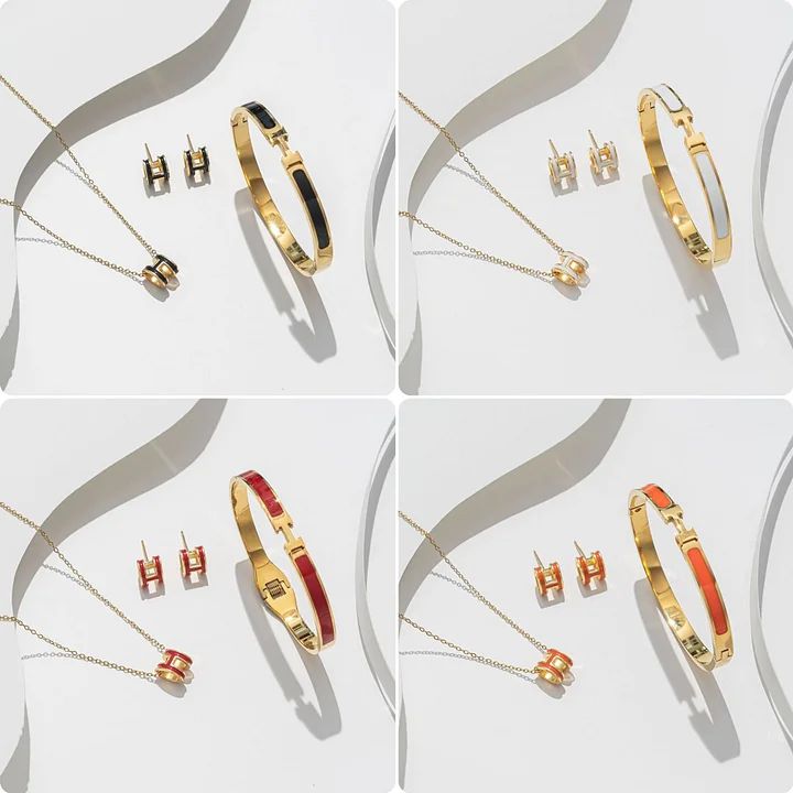 Set collana + orecchino + bracciale