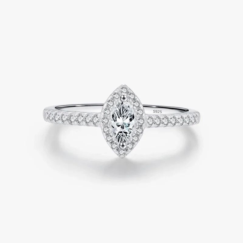 Anello geometrico con zirconi in argento 925